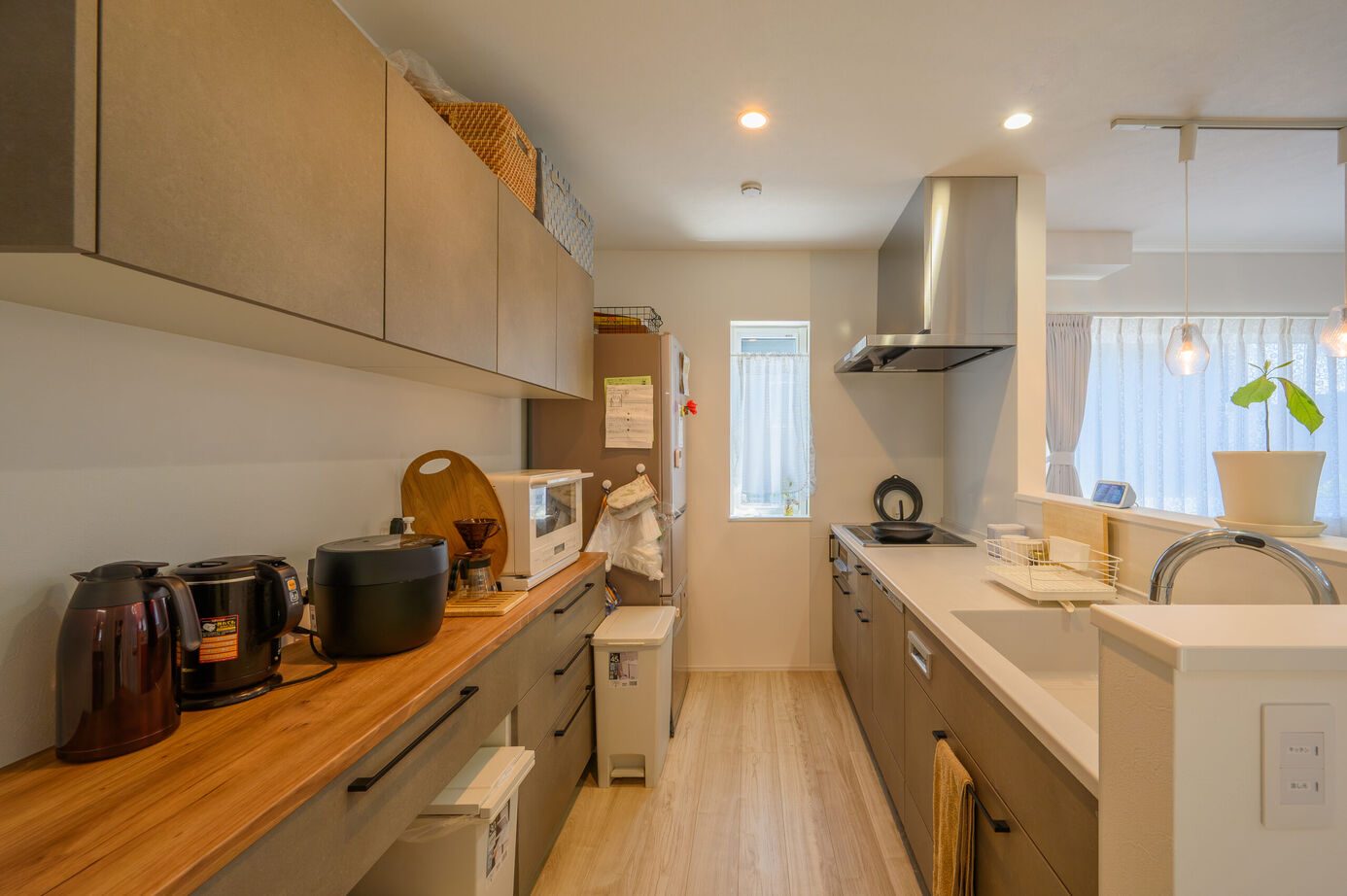 寿建設 【三階建て×屋上庭園×全館空調】 望みを叶えた子育て家事動線の住まいの建築実例画像4