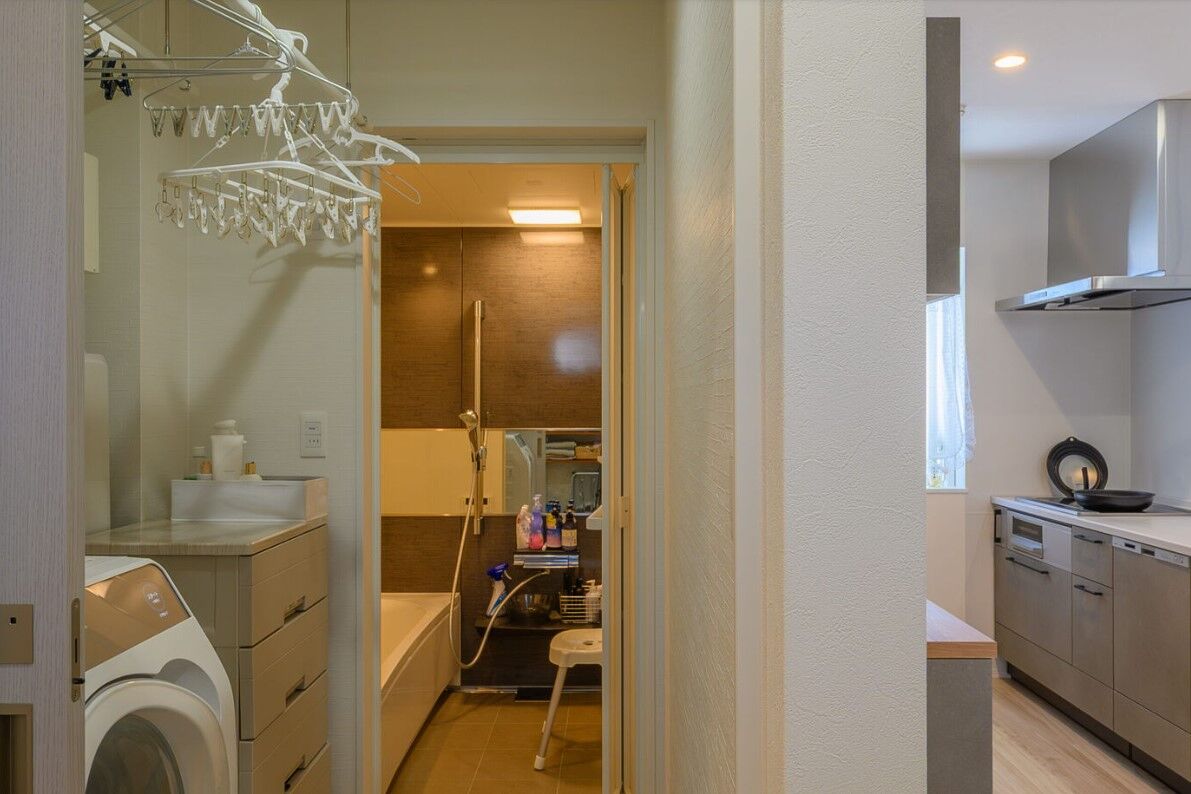 寿建設 【三階建て×屋上庭園×全館空調】 望みを叶えた子育て家事動線の住まいの建築実例画像6