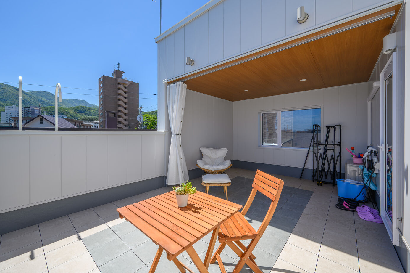 寿建設 【三階建て×屋上庭園×全館空調】 望みを叶えた子育て家事動線の住まいの建築実例画像10