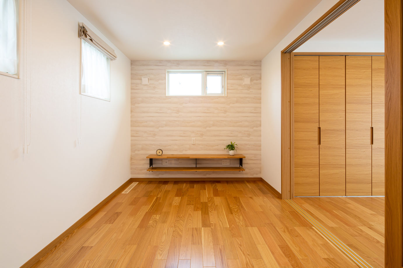 優プラン 【松本市/平屋住宅/間取り有/収納充実】開放的な間仕切れるリビング、床暖房で暖かい平屋の家の建築実例画像3