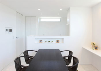 ZENSYU-HOUSE 【2階建て/約22坪】無駄を軽減しシンプルを追求 白で統一されたミニマム空間の建築実例画像5