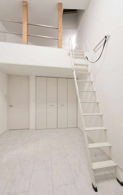 ZENSYU-HOUSE 【平屋/約32坪】黒い外壁に重ねた大壁の意匠　モダニズムを追求した平屋の建築実例画像6