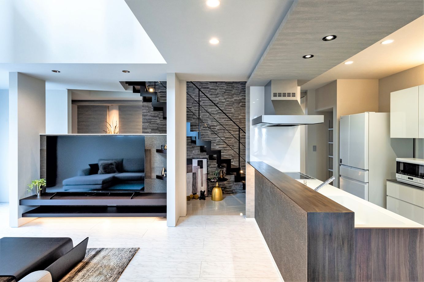 ZENSYU-HOUSE 【2階建て/約43坪】ZENSYU-HOUSEのデザインに惚れたご夫婦のラグジュアリーな家の建築実例画像4