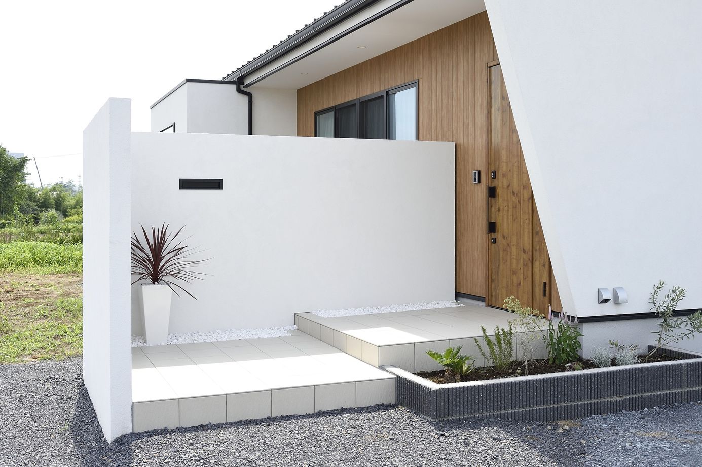 ZENSYU-HOUSE 【平屋/約30坪】プライバシーに配慮した高級感漂うシンプルモダンな住まいの建築実例画像7