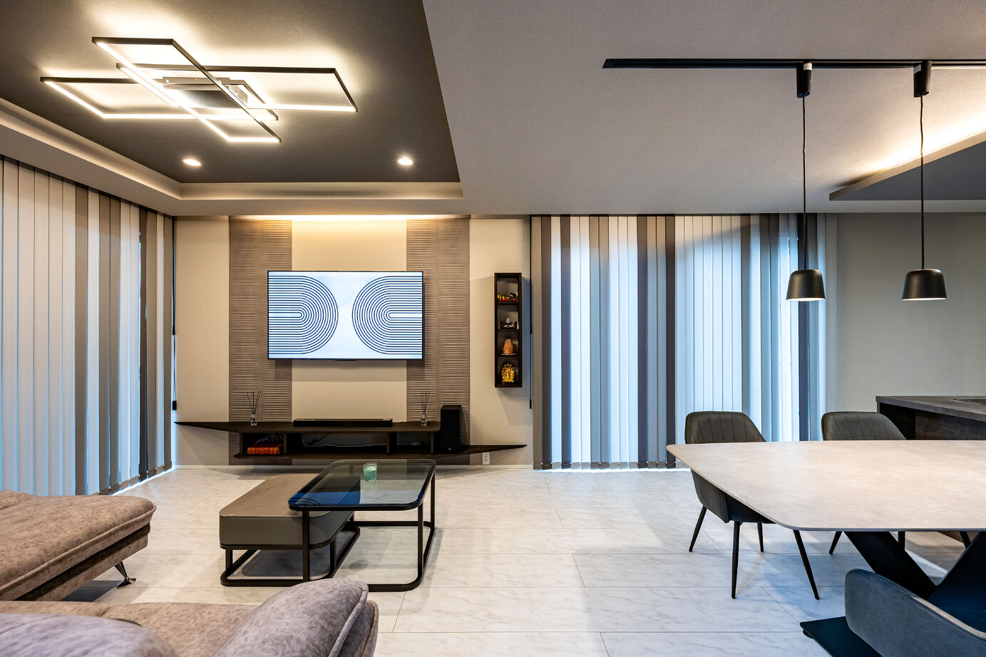 ZENSYU-HOUSE 【2階建て/36.5坪】理想の住まいを手の届く価格で　モダンなデザインと広々リビングの家の建築実例画像4