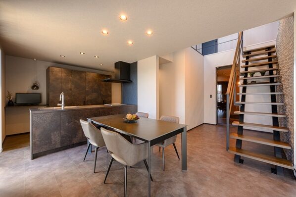 ZENSYU-HOUSE 【半平屋/37.7坪】待ち望んでいた運命の出会い…上質な空間を導く、家族好みの美しいデザインの建築実例画像2