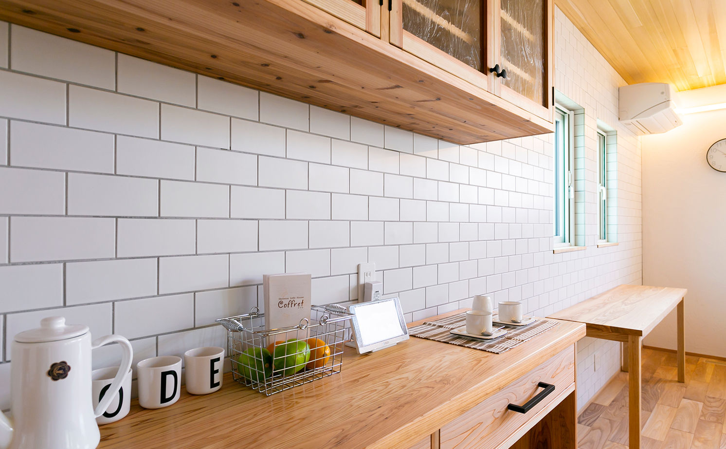 ＣＲＡＴＣＨ（クラッチ） 【北九州市/2653万円/4LDK/間取図有】国産無垢材・塗り壁の外壁で大人シンプル。吹き抜けで小屋裏を設置の建築実例画像6