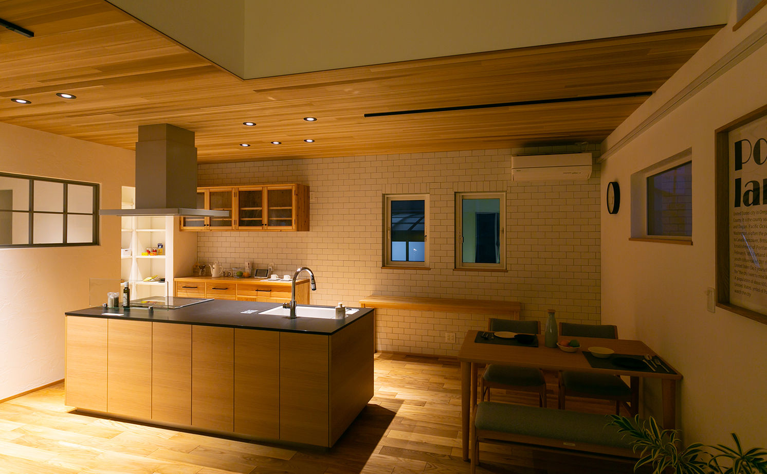 ＣＲＡＴＣＨ（クラッチ） 【北九州市/2653万円/4LDK/間取図有】国産無垢材・塗り壁の外壁で大人シンプル。吹き抜けで小屋裏を設置の建築実例画像9