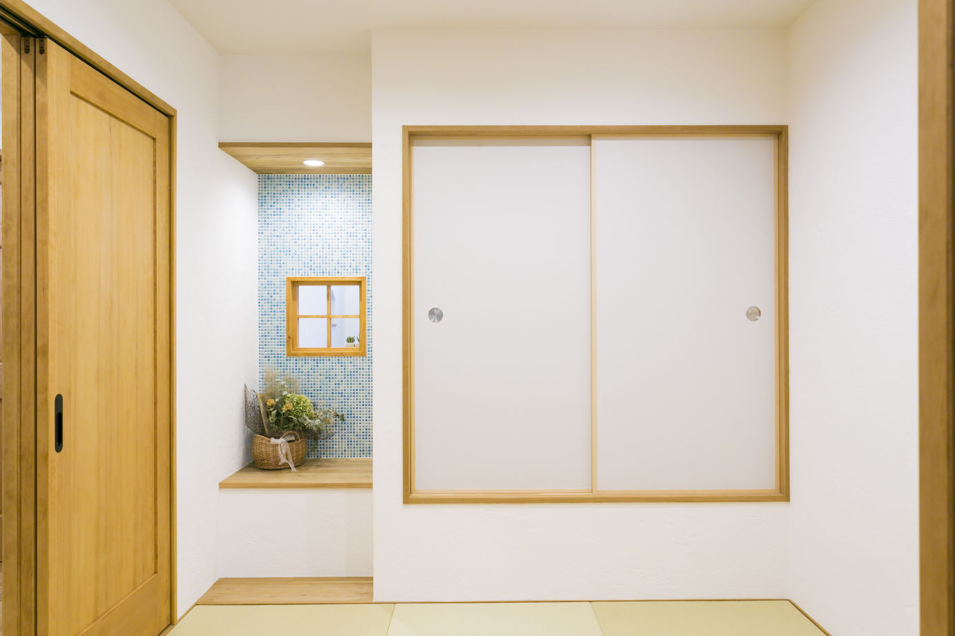 ＣＲＡＴＣＨ（クラッチ） 【3500～3999万円/4LDK】平屋×ビルトインガレージが魅力！ 書斎や生活動線にも工夫がたくさんの建築実例画像6