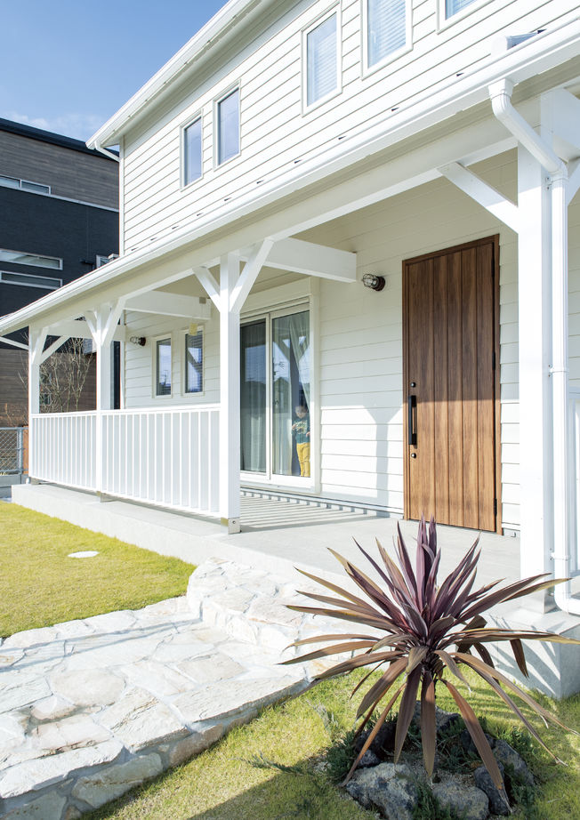 ＣＲＡＴＣＨ（クラッチ） 【北九州市/2400万円台/3LDK】西海岸風のカヴァードポーチが特徴的な可愛いお家の建築実例画像3