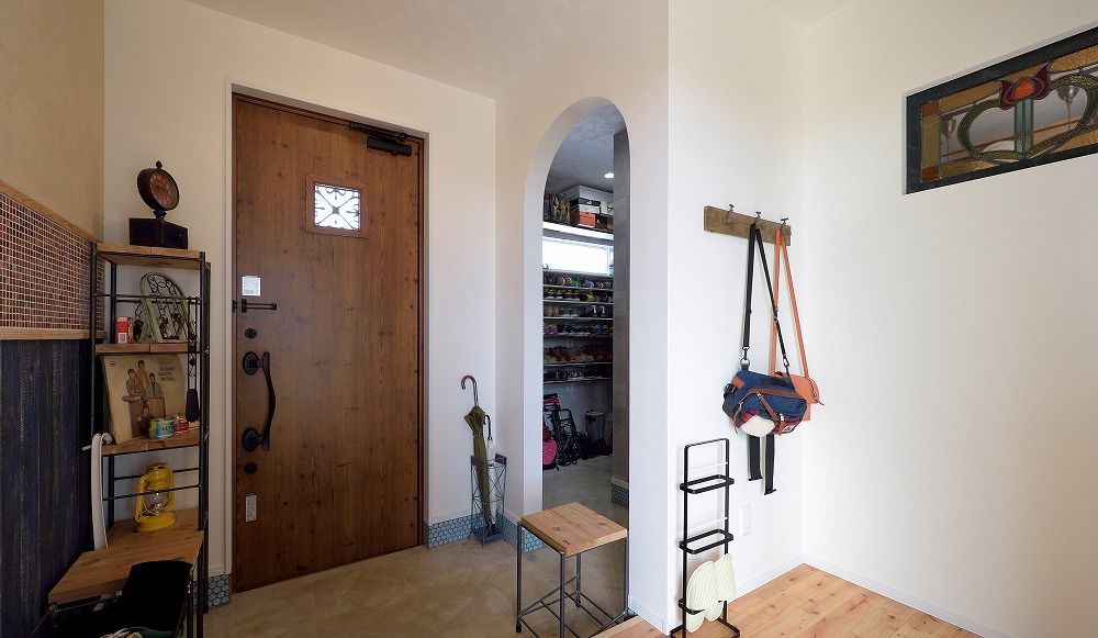 かなう家 【太田市/ガレージ付き】ヴィンテージスタイル 土間収納もあるフルオーダーの L字型の平屋　犬と暮らすの建築実例画像10