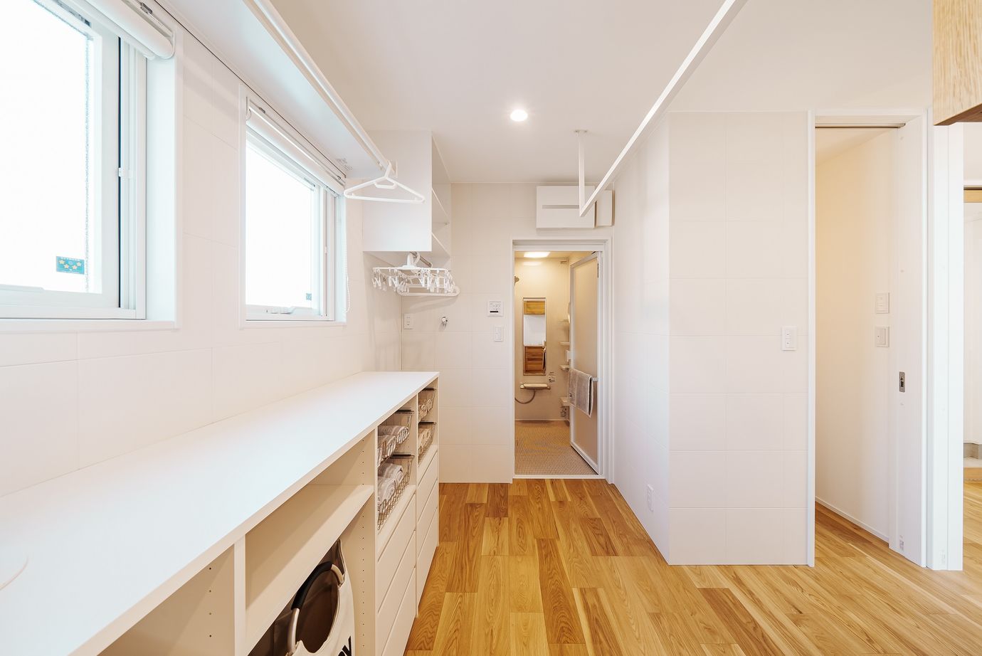 かなう家 【太田市/コンパクトな平屋＋αの家】好きな物に囲まれた、シンプルな住まい　猫と暮らす家の建築実例画像5