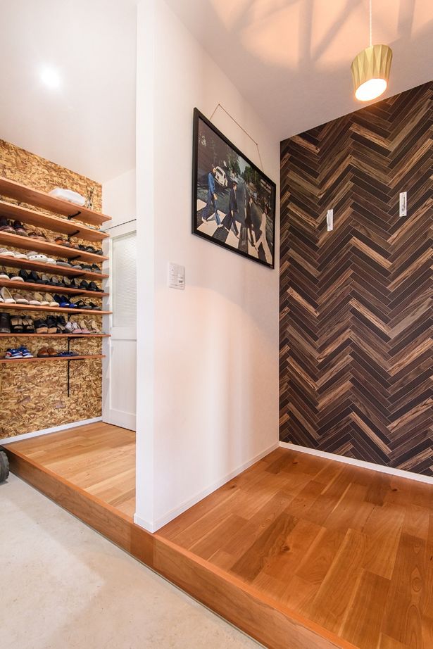 かなう家 【邑楽郡/中２階を加えたスキップフロア】2階まで吹き抜けたリビングと驚きの回遊できる間取りで楽しさ満載の建築実例画像4