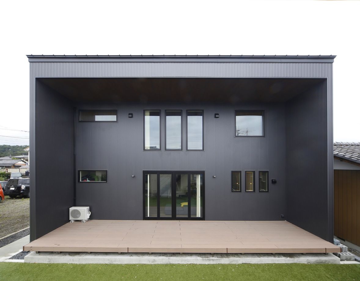 かなう家 【佐野市/アウトドアリビングのある家】シンプルの表現それがキューブの建築実例画像3