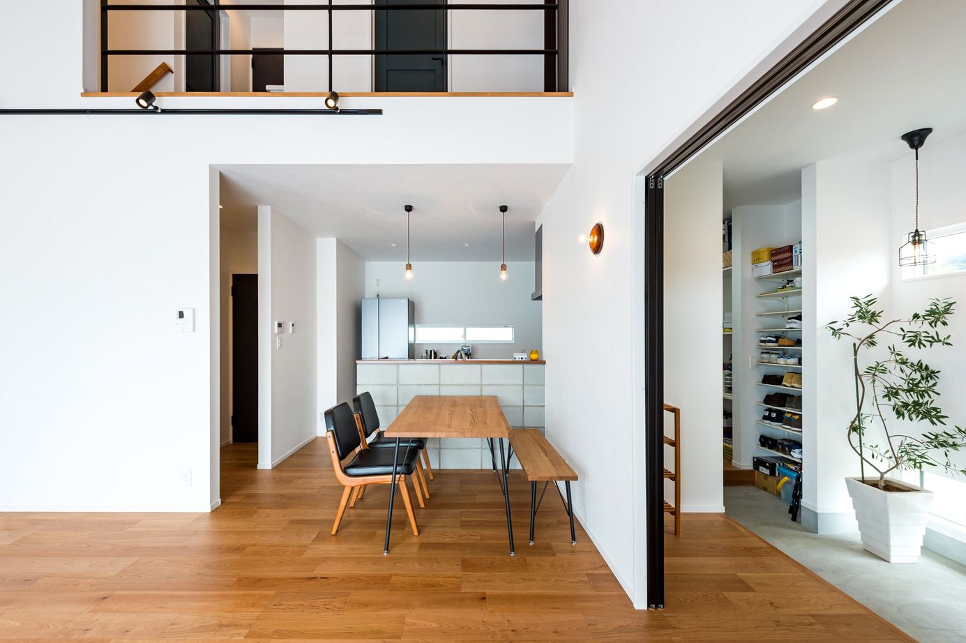 かなう家 【足利市/五角形】デザイン性だけでなく合理性と実用性を追求したペンタゴン（五角形）の斬新なフォルムの建築実例画像3