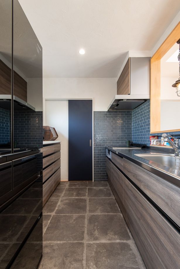 かなう家 【伊勢崎市/L型の外観/カリフォルニア・スタイル】樹の温もりと丁寧な生活の建築実例画像5