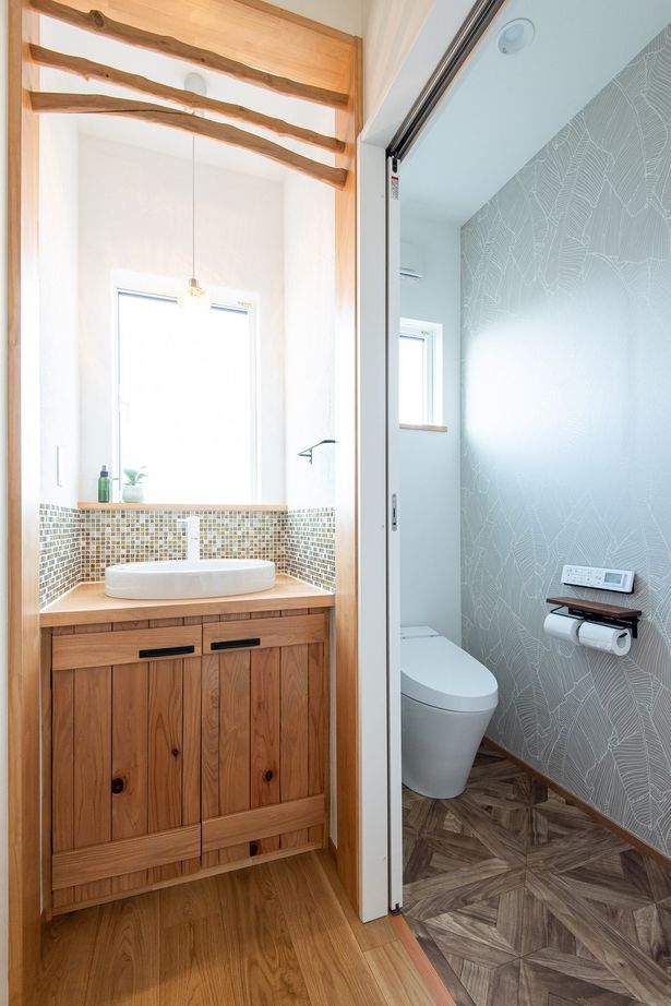 かなう家 【伊勢崎市/L型の外観/カリフォルニア・スタイル】樹の温もりと丁寧な生活の建築実例画像7