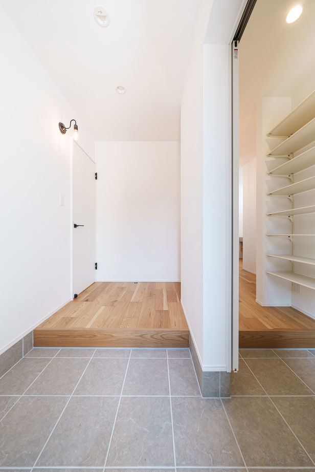 かなう家 【太田市】タイルデッキ+回遊動線+広々収納のあるお家の建築実例画像9