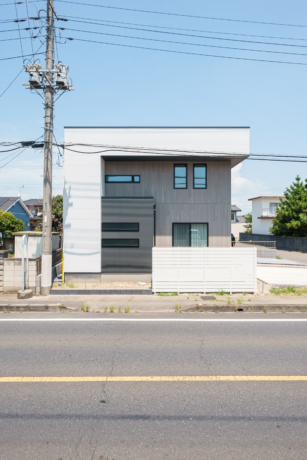 かなう家 【太田市】タイルデッキ+回遊動線+広々収納のあるお家の建築実例画像10