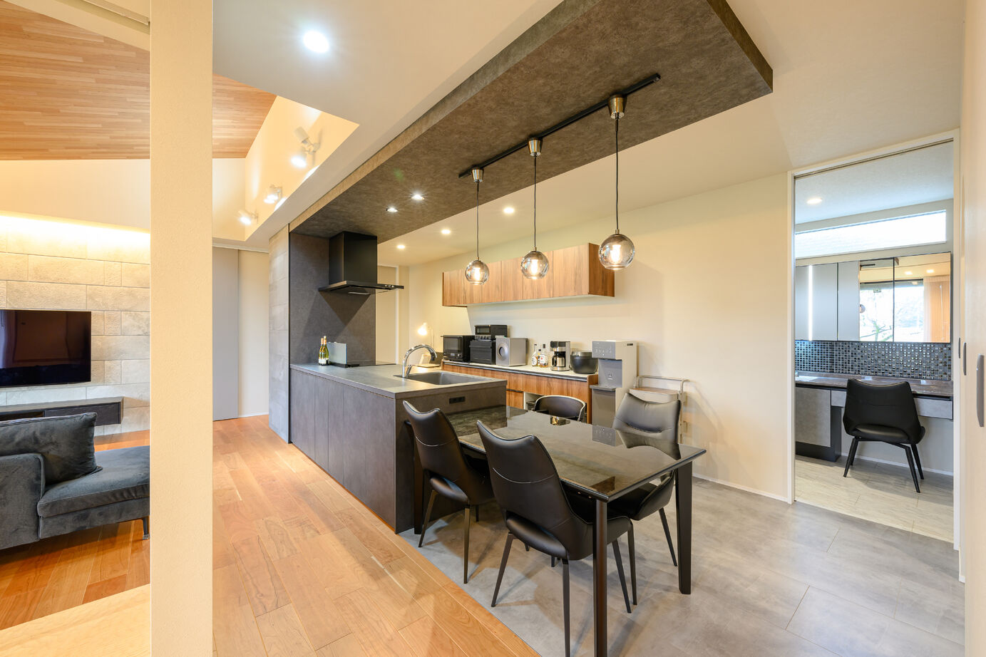 かなう家 【太田市】モダン×木の温もり 奥様とご主人の要望を上手に「良いとこ取り」した平屋の建築実例画像4