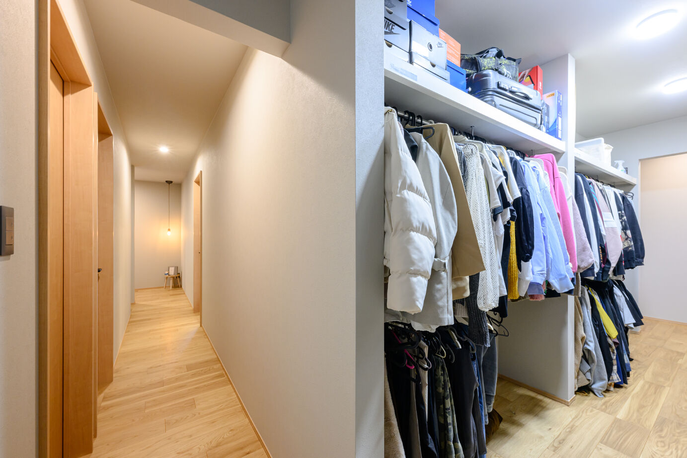 かなう家 【太田市/平屋/勾配天井】勾配天井・ヌック・間接照明…遊び心のある平屋の建築実例画像10