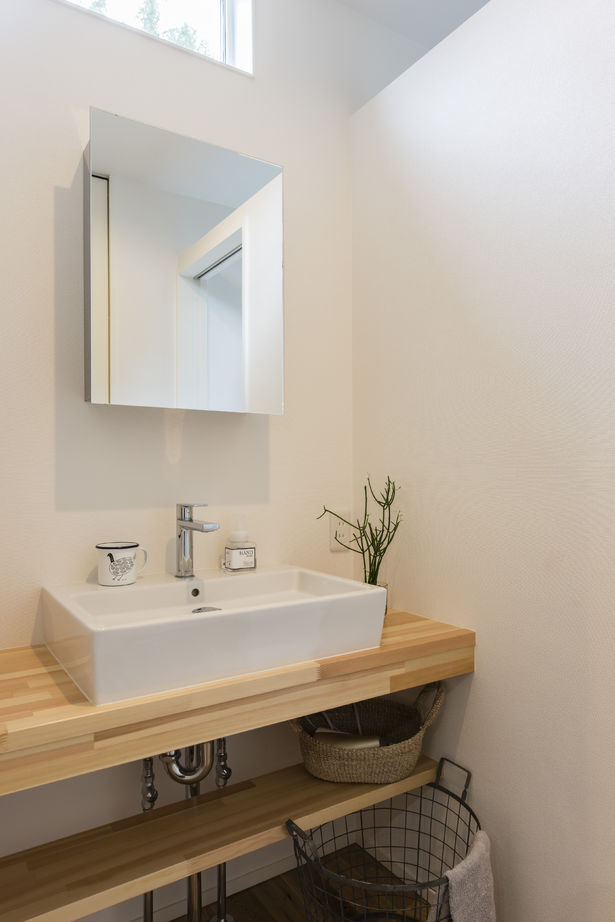 トモノ建築設計事務所 【ナチュラル/間取り図有】緑に囲まれた土間のある家の建築実例画像8