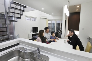 Art Yoshikawa設計事務所 吉川住建 土地探しからローンまで、20代からの家づくりを親身になってサポートしてくれるスタッフが魅力の建築実例画像3