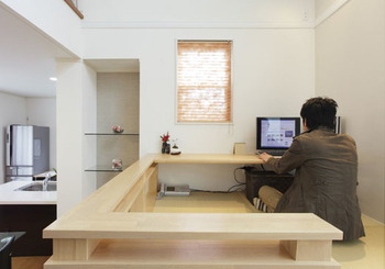 Art Yoshikawa設計事務所 吉川住建 スケルトン階段に一目惚れ。スキップフロアやウッドデッキなど、たくさんの工夫で快適な暮らしを実現の建築実例画像5