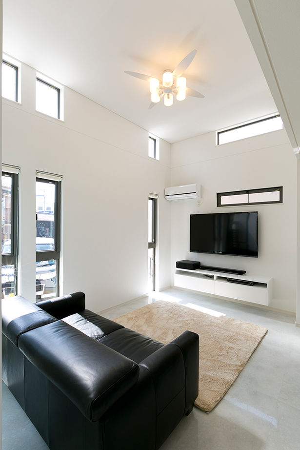 Art Yoshikawa設計事務所 吉川住建 【豊田市|1000万円台|スキップフロア】リゾートホテルのスイートのような、ラグジュアリーな寛ぎの空間の建築実例画像3