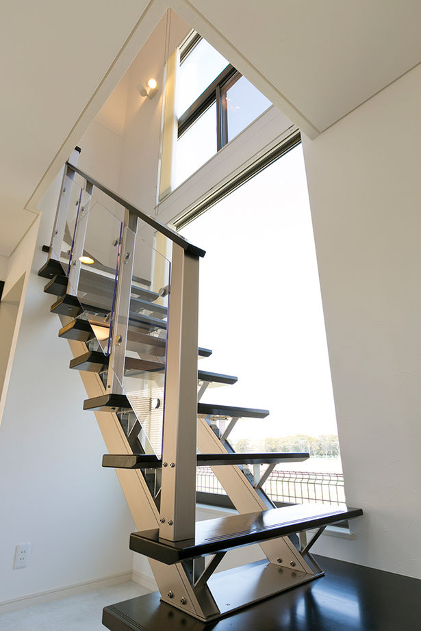 Art Yoshikawa設計事務所 吉川住建 【豊田市|1000万円台|スキップフロア】リゾートホテルのスイートのような、ラグジュアリーな寛ぎの空間の建築実例画像5