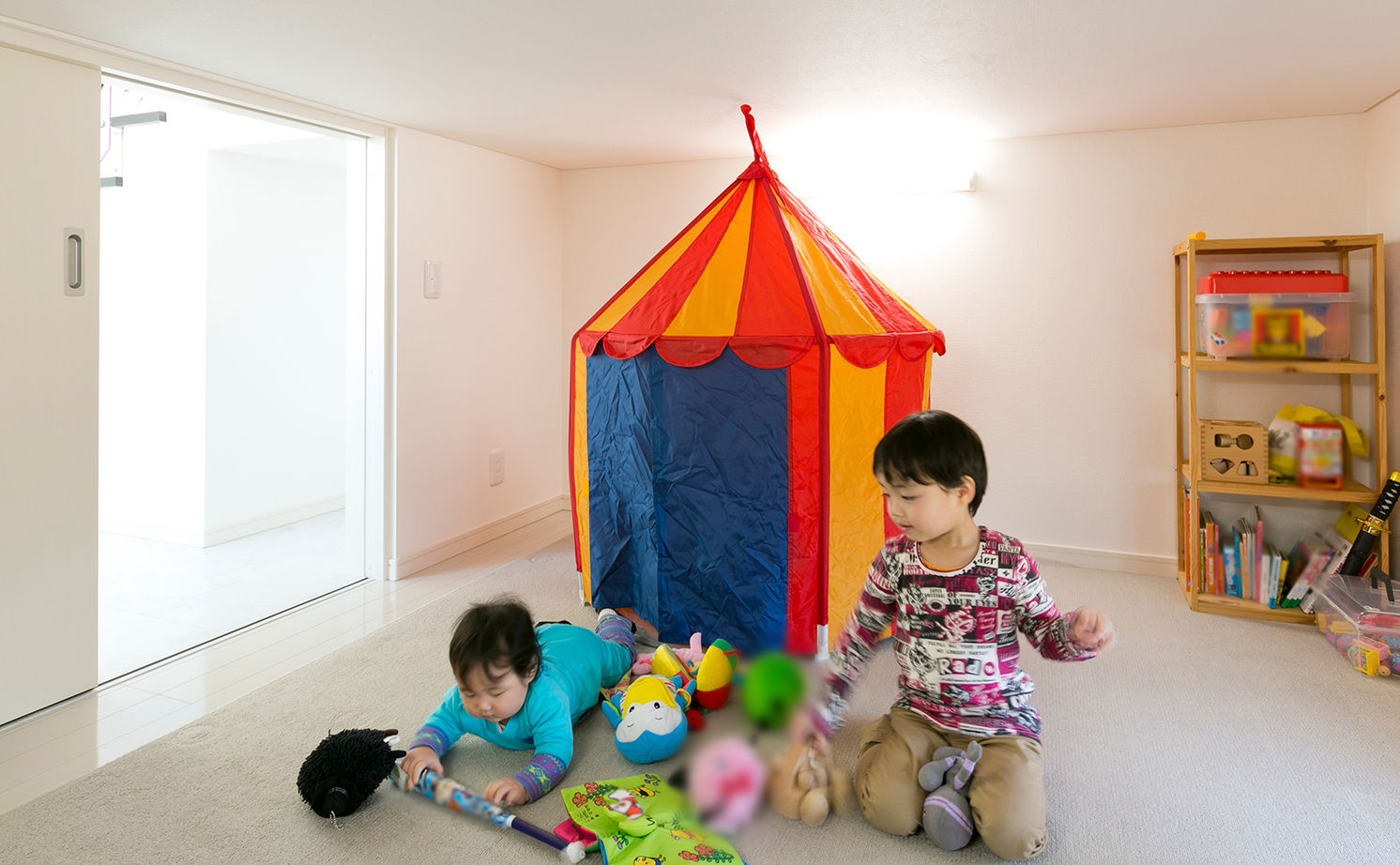 Art Yoshikawa設計事務所 吉川住建 【豊田市|1000万円台|スキップフロア】リゾートホテルのスイートのような、ラグジュアリーな寛ぎの空間の建築実例画像7