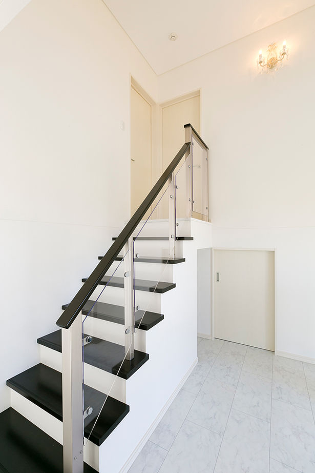 Art Yoshikawa設計事務所 吉川住建 【豊田市|1000万円台|スキップフロア】リゾートホテルのスイートのような、ラグジュアリーな寛ぎの空間の建築実例画像8