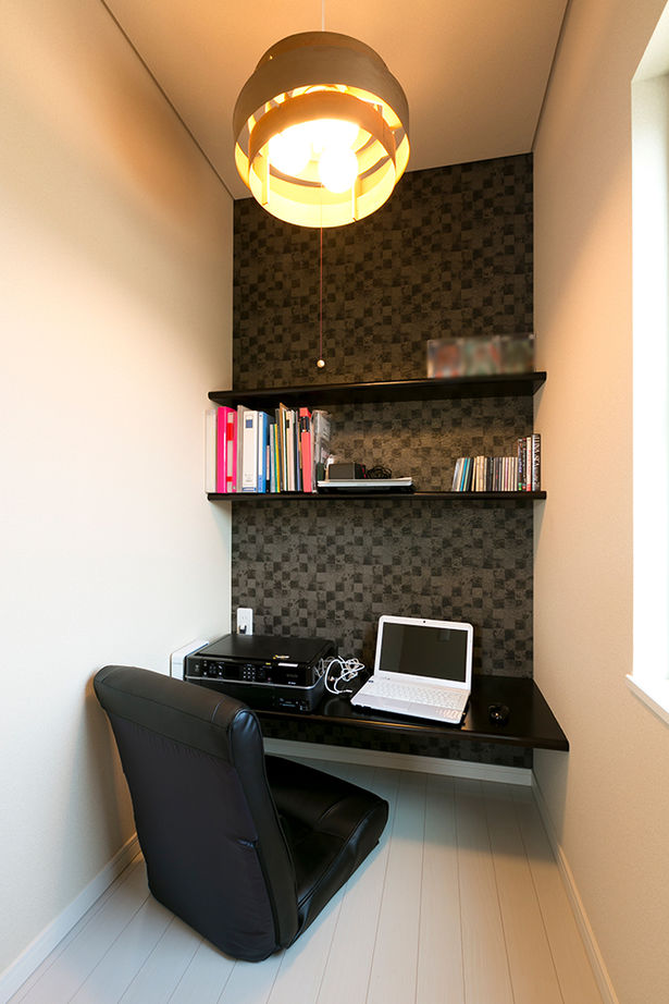 Art Yoshikawa設計事務所 吉川住建 【豊田市|1000万円台|スキップフロア】リゾートホテルのスイートのような、ラグジュアリーな寛ぎの空間の建築実例画像9