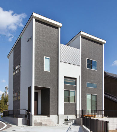 Art Yoshikawa設計事務所 吉川住建 凹形の個性的なモダンスタイルに、家族の温かさがあふれる空間。計算された動線も満足の理由の建築実例画像5