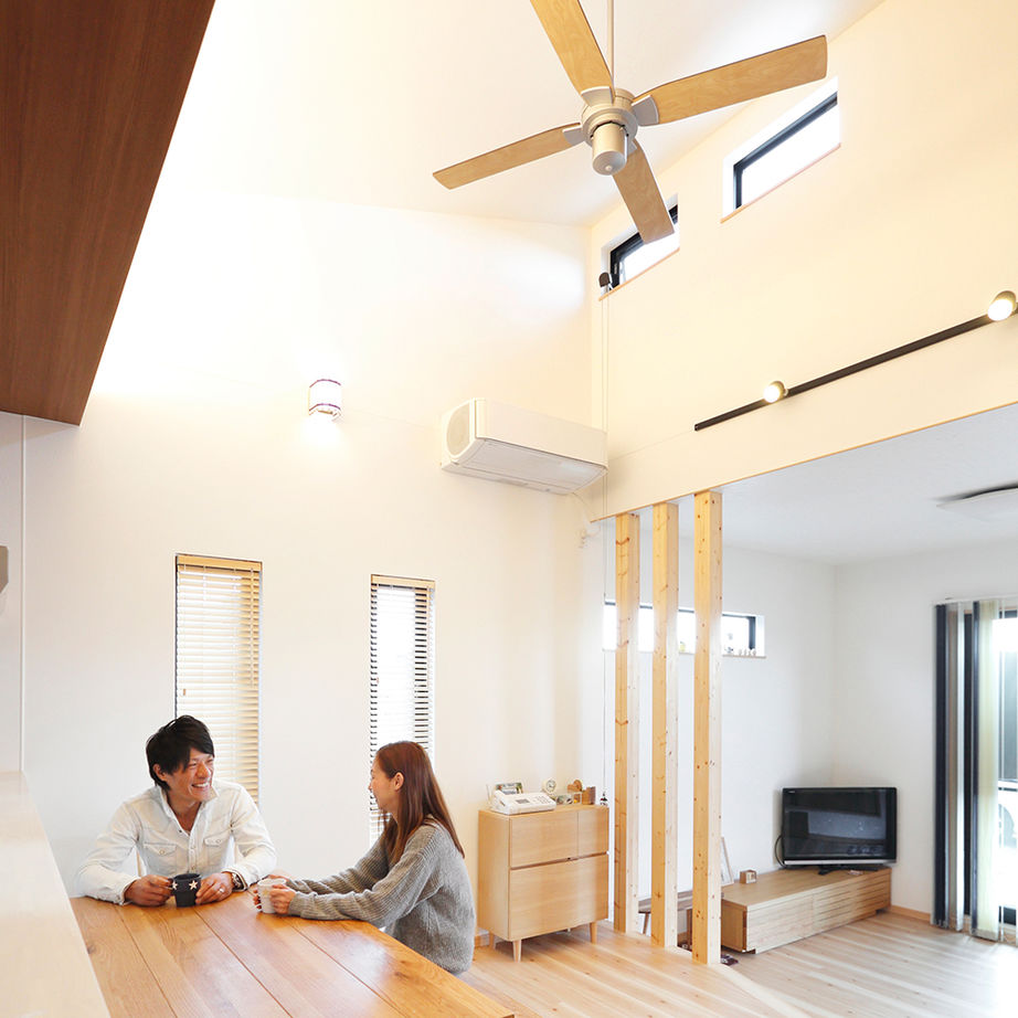 Art Yoshikawa設計事務所 吉川住建 【1000万円台|平屋|30坪台|ウッドデッキ】木の温もりあふれる自慢の平屋　立体的な空間設計で開放感も◎の建築実例画像5