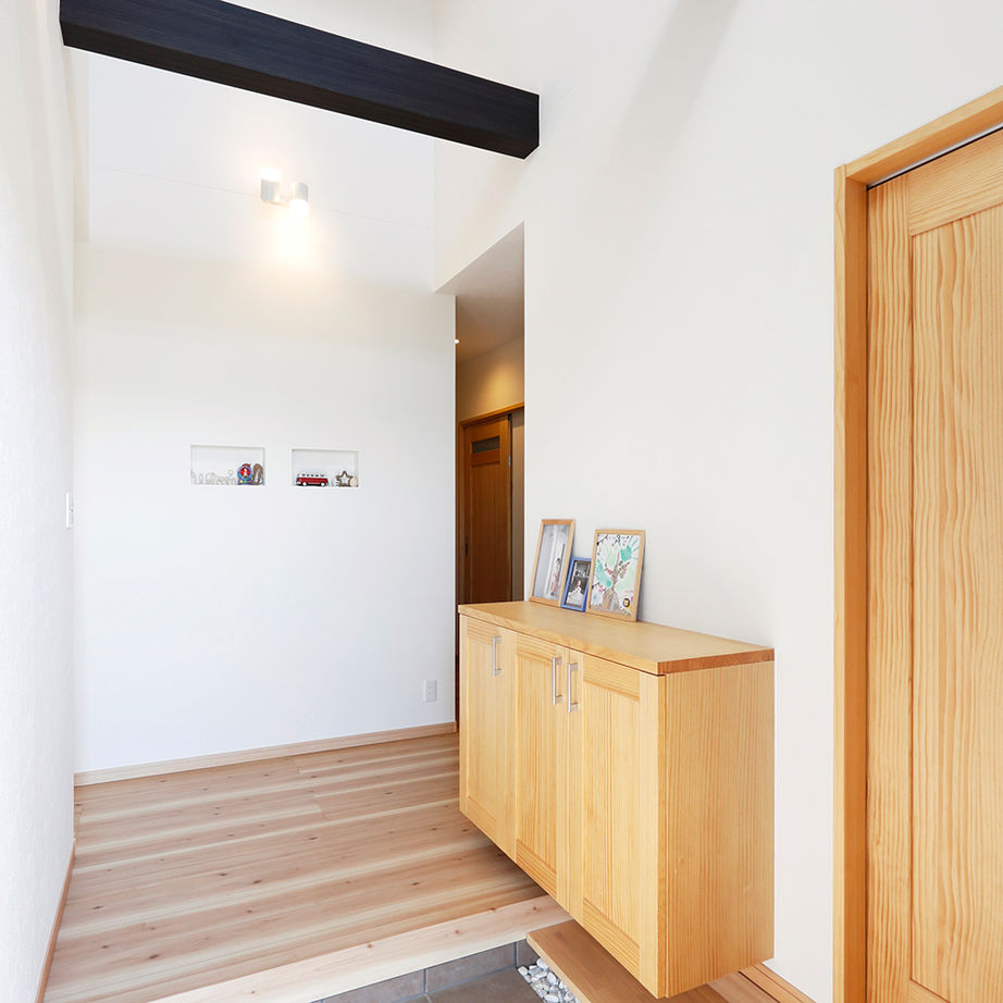 Art Yoshikawa設計事務所 吉川住建 【1000万円台|平屋|30坪台|ウッドデッキ】木の温もりあふれる自慢の平屋　立体的な空間設計で開放感も◎の建築実例画像11