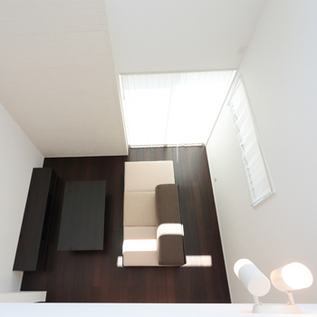 Art Yoshikawa設計事務所 吉川住建 「オモテに窓のない外観のインパクトに惚れ惚れする」オリジナリティあふれるスタイリッシュモダンの家の建築実例画像3