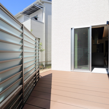 Art Yoshikawa設計事務所 吉川住建 「オモテに窓のない外観のインパクトに惚れ惚れする」オリジナリティあふれるスタイリッシュモダンの家の建築実例画像9