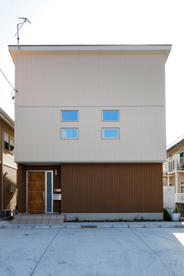 Art Yoshikawa設計事務所 吉川住建 【建物本体価格2000万円台／間取り図あり】広い土間とLDKが繋がる大空間、地震にも強いと良いこと尽くしの建築実例画像3