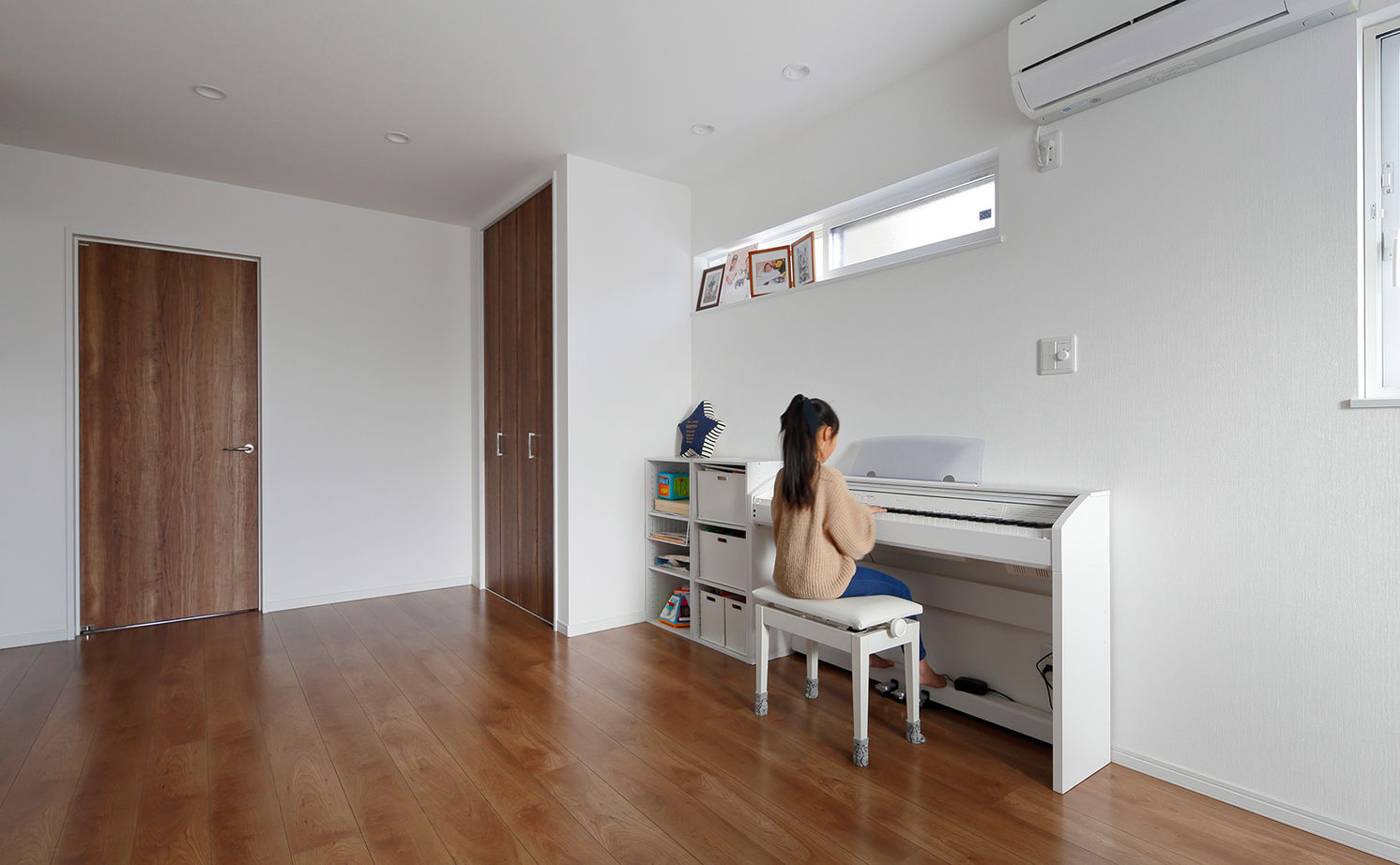 Art Yoshikawa設計事務所 吉川住建 【建物本体価格2000万円台／間取り図あり】広い土間とLDKが繋がる大空間、地震にも強いと良いこと尽くしの建築実例画像11