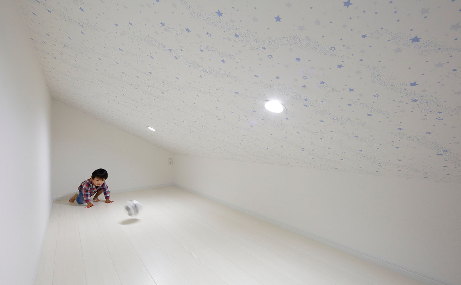 Art Yoshikawa設計事務所 吉川住建 【建物本体価格2000万円台／間取り図あり】建物も土地もすべて希望通り！白亜の欧風デザインが可愛い家の建築実例画像9