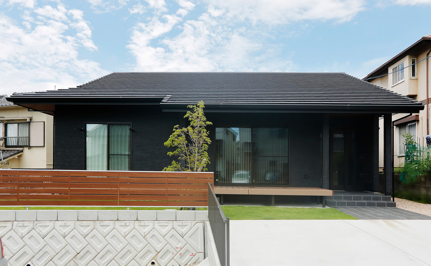 Art Yoshikawa設計事務所 吉川住建 【愛知県|2000万円台|平屋|30坪台|軒のある家】LDKを中心に家中の空間が繋がり、常に家族を感じる平屋の建築実例画像12