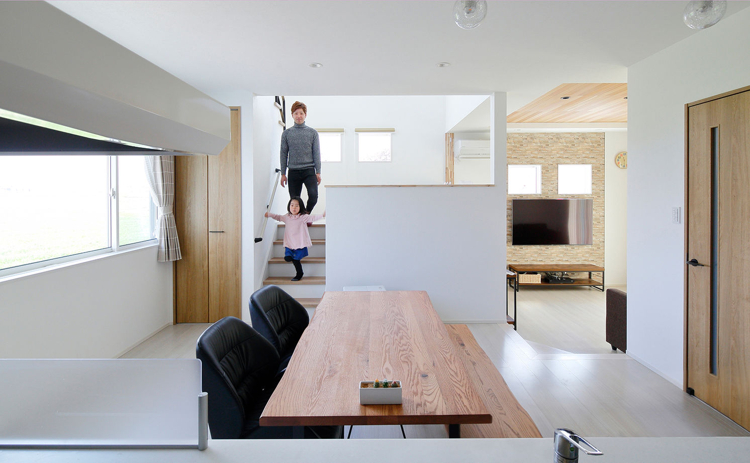 Art Yoshikawa設計事務所 吉川住建 【2000万円台|間取り図|家事ラク|スキップフロア】繋がる空間は家族のつながりを感じる家の建築実例画像1