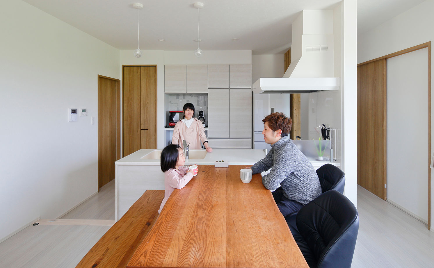 Art Yoshikawa設計事務所 吉川住建 【2000万円台|間取り図|家事ラク|スキップフロア】繋がる空間は家族のつながりを感じる家の建築実例画像7
