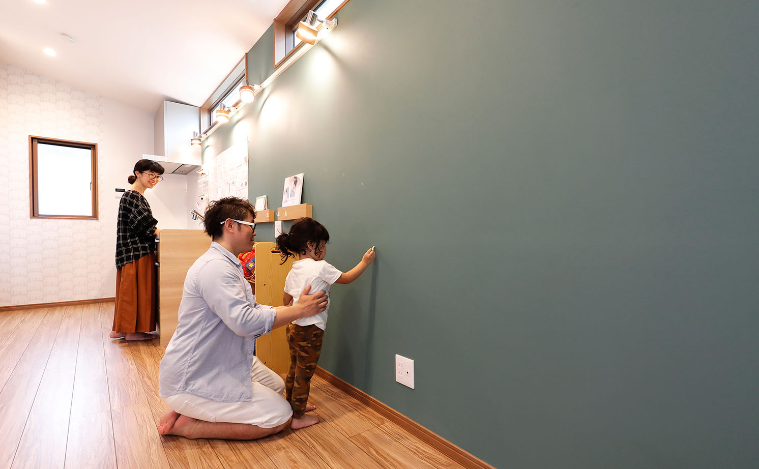 Art Yoshikawa設計事務所 吉川住建 【1000万円台|間取り図|スキップフロア】陽当たりのいい2階リビング、スキップフロアのおしゃれな家の建築実例画像6