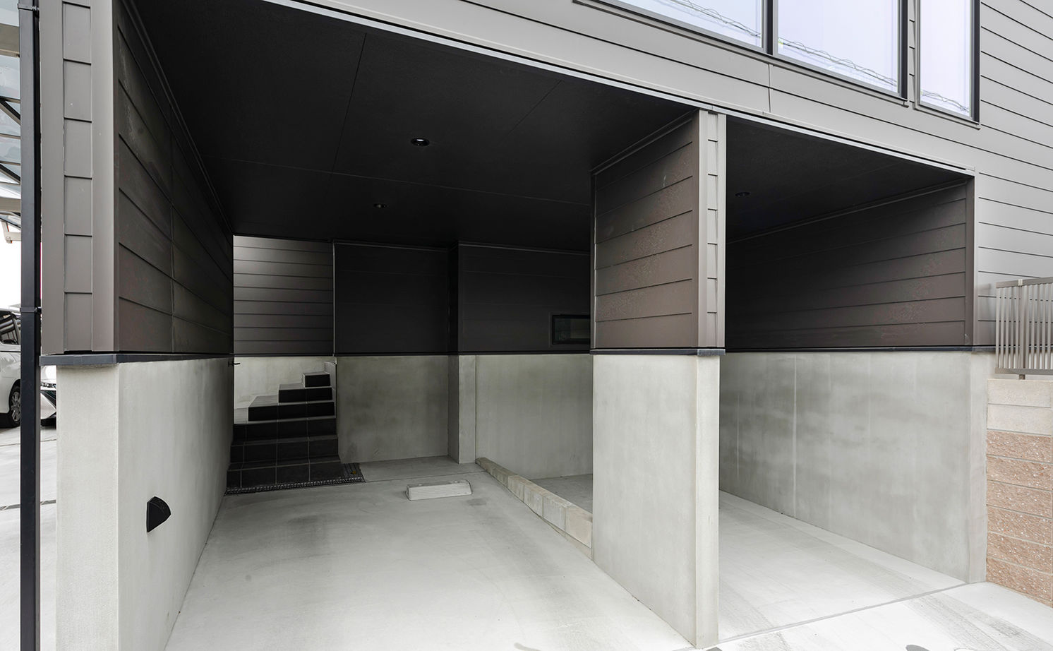 Art Yoshikawa設計事務所 吉川住建 【1000万円台|間取り図|ビルトインガレージ】テーマは「インダストリアル」、屋上庭園も！の建築実例画像8