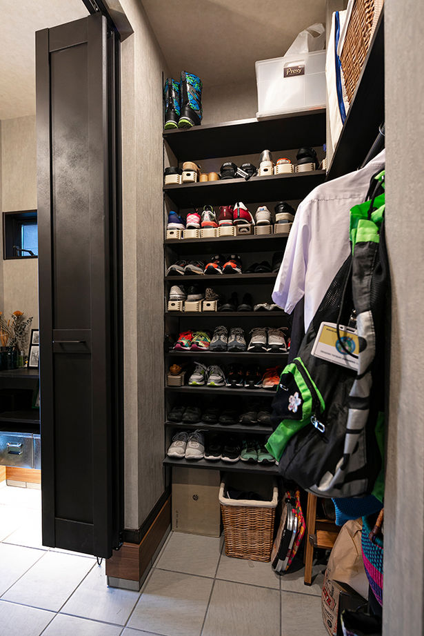 Art Yoshikawa設計事務所 吉川住建 【1000万円台|間取り図|ビルトインガレージ】テーマは「インダストリアル」、屋上庭園も！の建築実例画像15