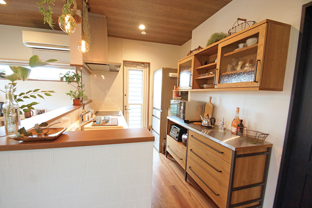 Art Yoshikawa設計事務所 吉川住建 【日進市|1000万円台|平屋|テクノストラクチャー】夫婦と愛犬と。アメリカ製家具が並ぶ1LDKの豊かな暮らしの建築実例画像4