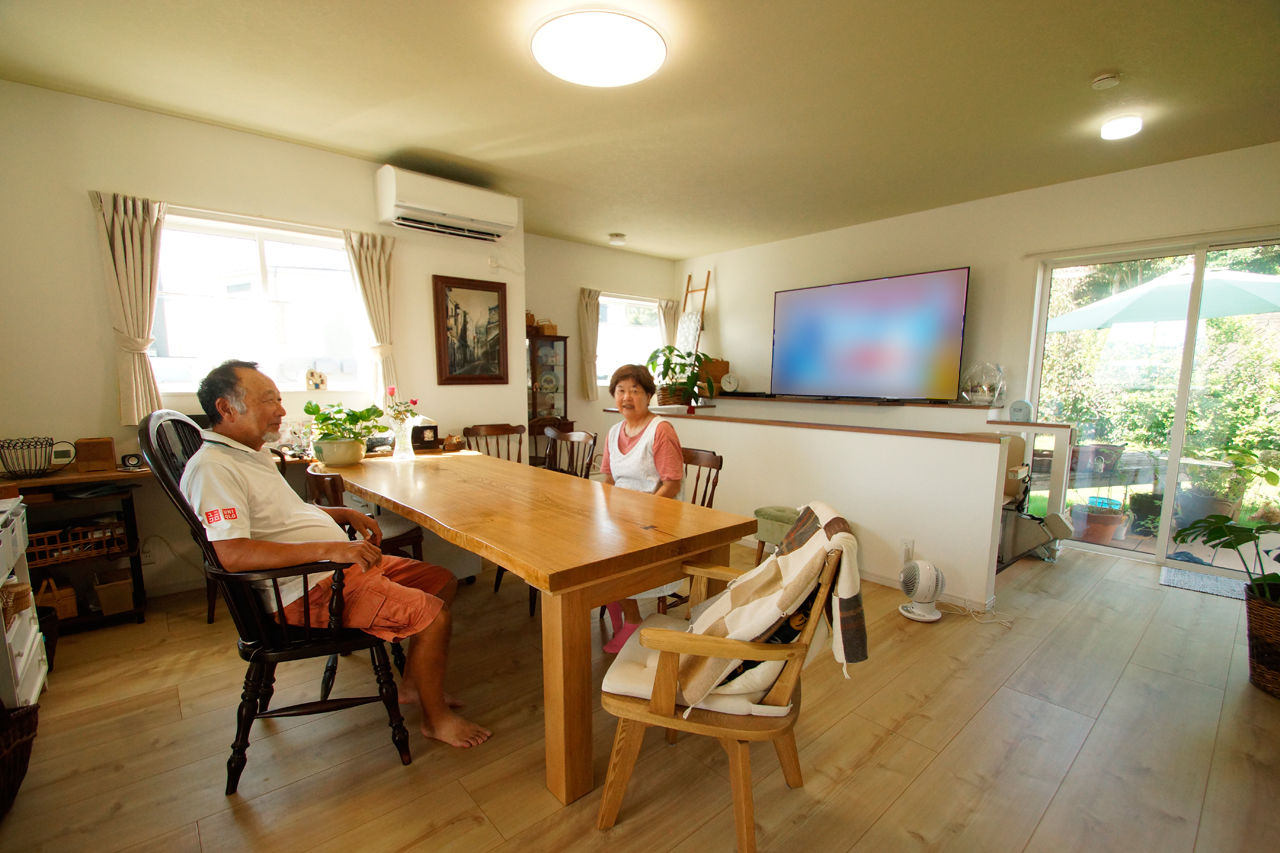 Art Yoshikawa設計事務所 吉川住建 【岡崎市|2000万円台|RC混合造|インナーガレージ】平屋感覚の家。愛犬と楽しむ庭、星空を眺めるバスルームの建築実例画像3