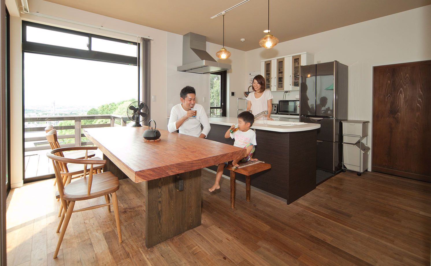 Art Yoshikawa設計事務所 吉川住建 【豊田市|2000万円台|30坪台|ウッドデッキ|無垢】自分達だけの絶景＆ナチュラルで心落ち着く家の建築実例画像4